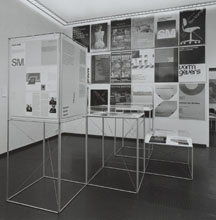 Layout for the exhibition ‘Design: Total Design’ in Museum De Beyerd, Breda, 1983 (photography: Tjeerd Frederikse)