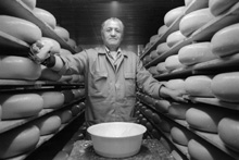 Robert de Hartogh: Cheese factory, Gouda (1979)