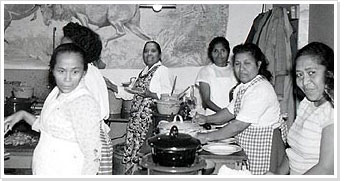 A cooking class in the Schattenberg camp, Westerbork, late 1950s